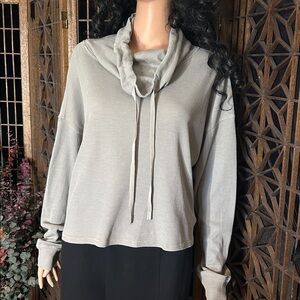 MONO B CROPPED DRAWSTRING NECK TOP M-L